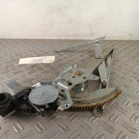 Leve vitre electrique avant droit SUZUKI SWIFT 3 Photo n°1