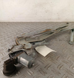 Leve vitre electrique avant droit SUZUKI SWIFT 3