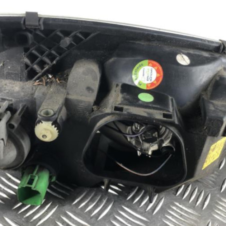 Optique avant principal gauche (feux)(phare) FORD FIESTA 4