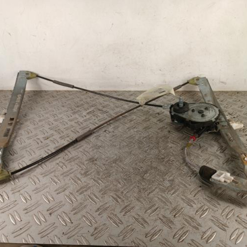 Leve vitre mecanique avant gauche PEUGEOT 206