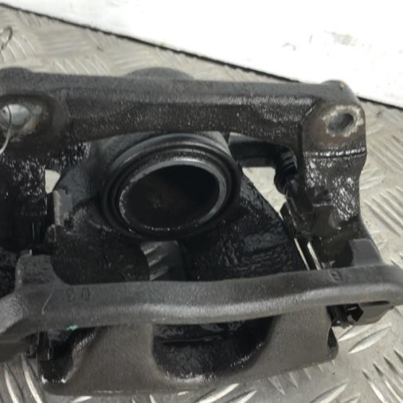 Etrier avant droit (freinage) RENAULT KANGOO 2 Etrier avant droit (freinage) RENAULT KANGOO 2