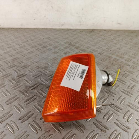 Optique avant secondaire gauche (feux)(clignotant) PEUGEOT 205 Photo n°1