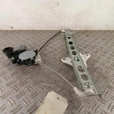Leve vitre electrique avant droit SUZUKI SWIFT 4