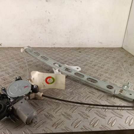 Leve vitre electrique avant gauche SUZUKI SWIFT 4 Photo n°1
