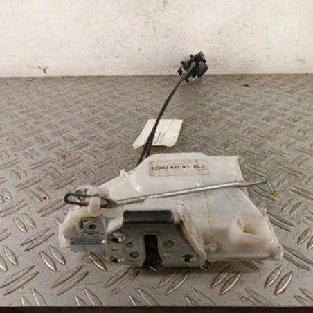 Serrure avant gauche SUZUKI SWIFT 4 Photo n°1