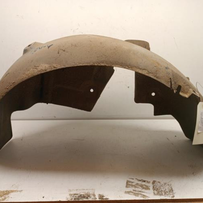 Pare boue arriere gauche RENAULT CLIO 3