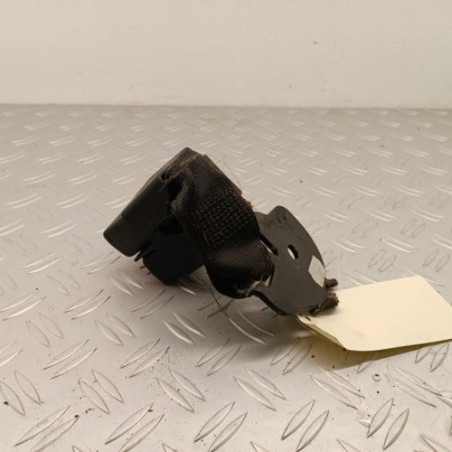 Attache ceinture arriere gauche RENAULT CLIO 2