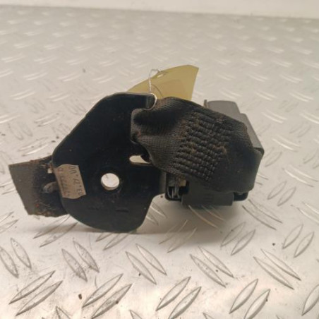 Attache ceinture arriere gauche RENAULT CLIO 2