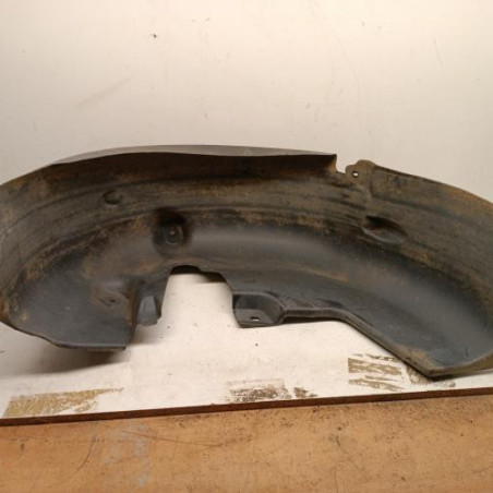Pare boue arriere gauche PEUGEOT 208 1