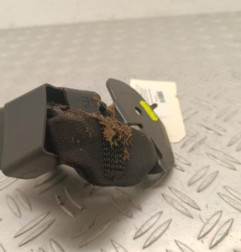 Attache ceinture arriere gauche RENAULT CLIO 2