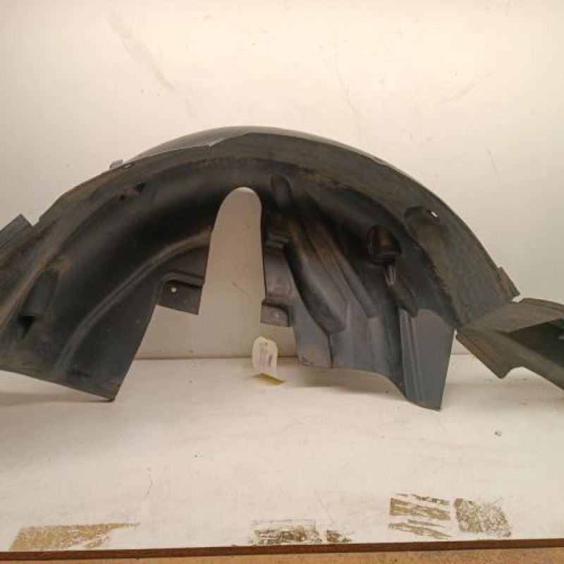 Pare boue arriere droit RENAULT CAPTUR 1