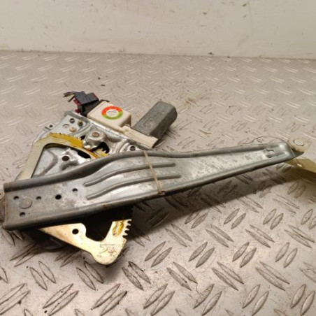 Leve vitre electrique arriere droit TOYOTA COROLLA 10 Photo n°1