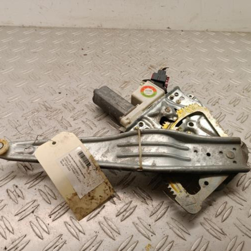 Leve vitre electrique arriere gauche TOYOTA COROLLA 10