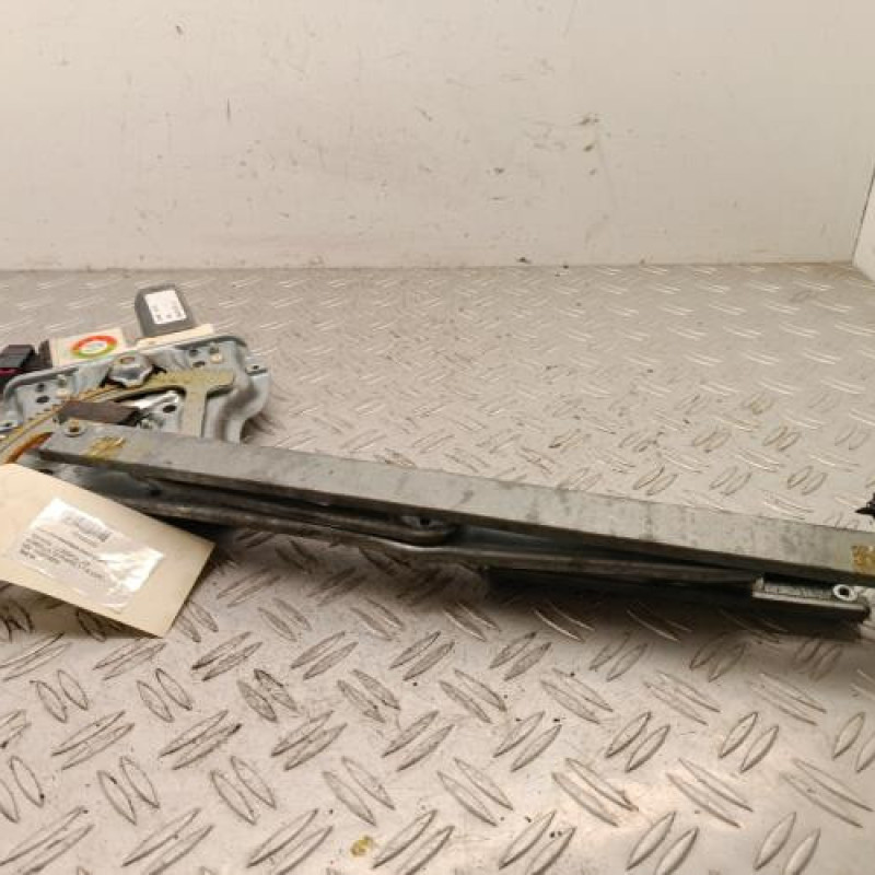 Leve vitre electrique avant gauche TOYOTA COROLLA 10