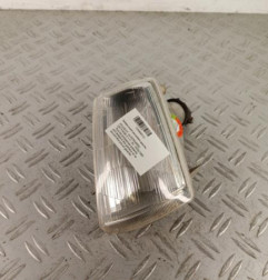 Optique avant secondaire gauche (feux)(clignotant) PEUGEOT 205 Photo n°1