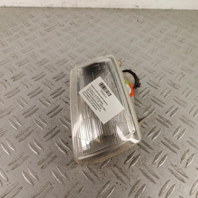 Optique avant secondaire gauche (feux)(clignotant) PEUGEOT 205