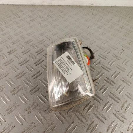 Optique avant secondaire gauche (feux)(clignotant) PEUGEOT 205 Photo n°1