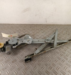 Leve vitre electrique avant gauche TOYOTA VERSO Photo n°1