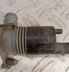 Pompe lave glace avant RENAULT TRAFIC 3 COURT Photo n°4