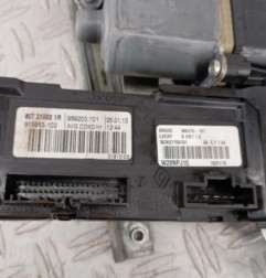 Leve vitre electrique avant gauche RENAULT SCENIC 3 Photo n°5