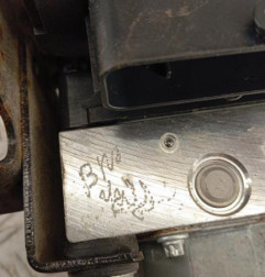 Bloc ABS (freins anti-blocage) RENAULT ZOE 1 Photo n°5