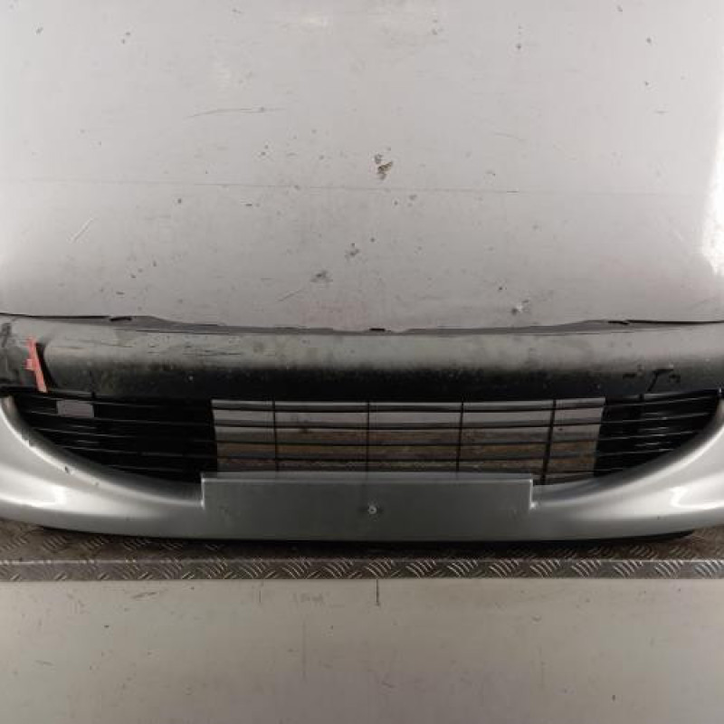 Pare choc avant PEUGEOT 206