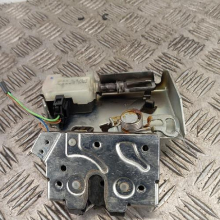 Serrure de hayon FORD MONDEO 2 Photo n°1