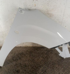 Aile avant droit PEUGEOT PARTNER 3 Photo n°1