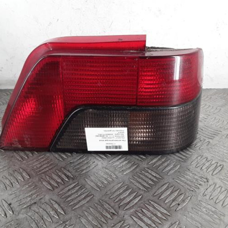 Feu arriere principal droit (feux) PEUGEOT 309