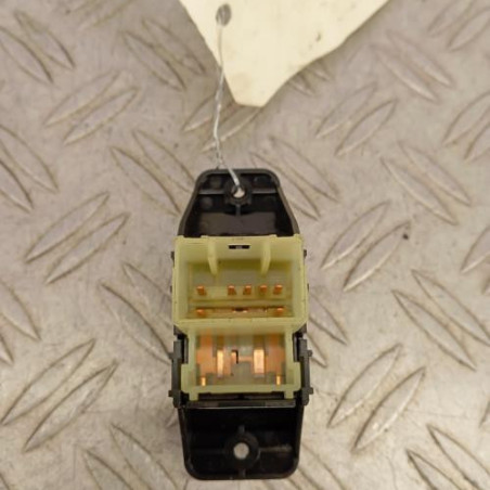 Interrupteur de leve vitre arriere gauche HYUNDAI KONA 1