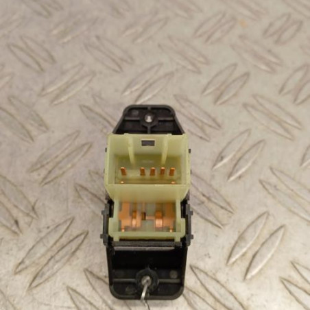 Interrupteur de leve vitre avant droit HYUNDAI KONA 1