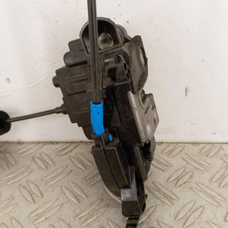 Serrure avant gauche RENAULT LAGUNA 3 Serrure avant gauche RENAULT LAGUNA 3