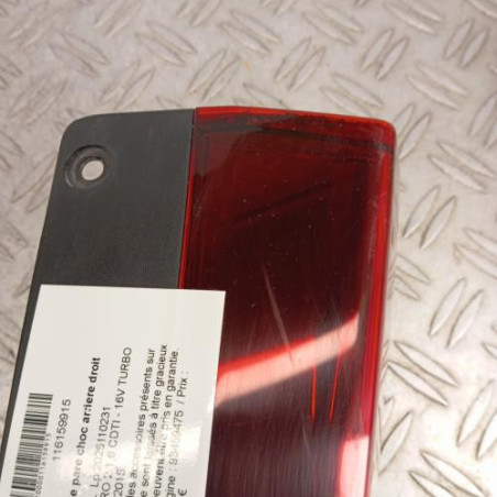 Feu de pare choc arriere droit OPEL VIVARO 2