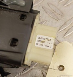 Interrupteur de leve vitre avant gauche OPEL VIVARO 2 Photo n°3