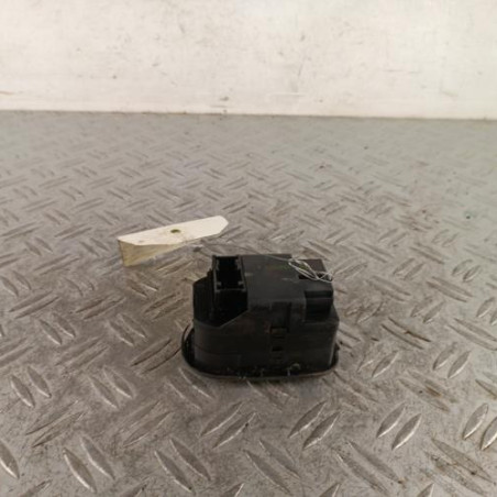 Interrupteur de leve vitre avant gauche PEUGEOT 306