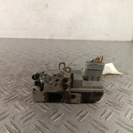 Serrure avant droit PEUGEOT 206+