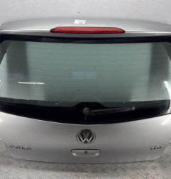 Malle/Hayon arriere VOLKSWAGEN POLO 4 Photo n°1