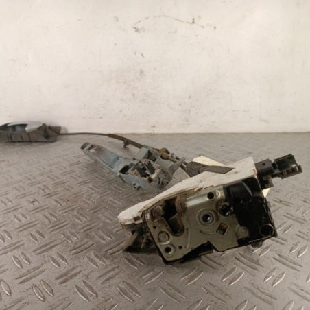 Serrure avant gauche PEUGEOT 207