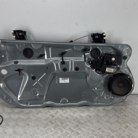 Leve vitre electrique avant gauche VOLKSWAGEN POLO 4