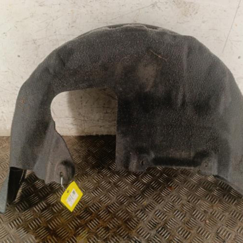 Pare boue arriere droit VOLVO V 60 2