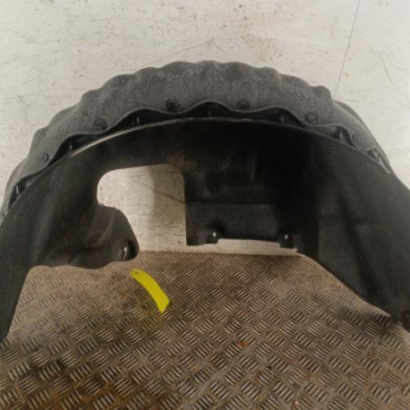 Pare boue arriere gauche VOLVO V 60 2