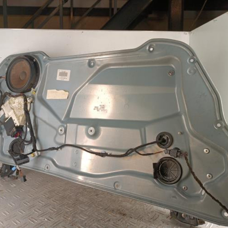 Leve vitre electrique avant gauche SEAT IBIZA 3