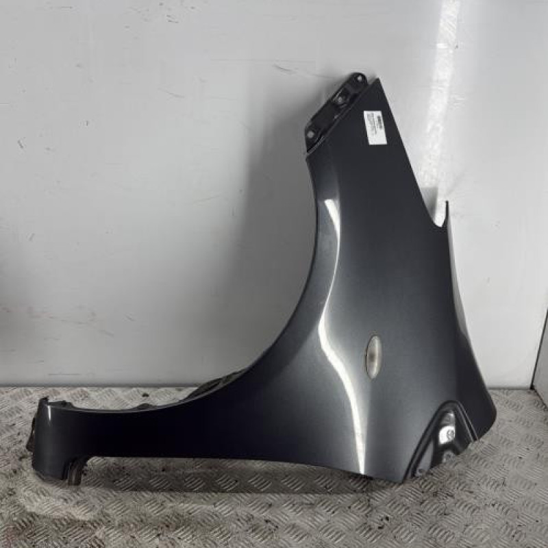 Aile avant gauche TOYOTA YARIS 2 Aile avant gauche TOYOTA YARIS 2