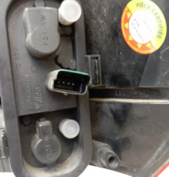 Feu arriere principal gauche (feux) NISSAN QASHQAI 1 Photo n°4