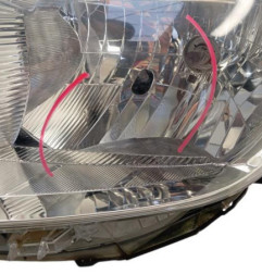 Optique avant principal gauche (feux)(phare) TOYOTA YARIS 3