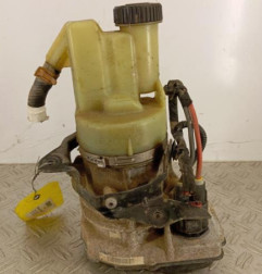 Pompe de direction RENAULT MASTER 3 Photo n°1