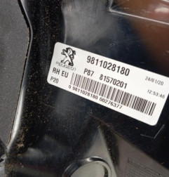 Feu arriere principal droit (feux) PEUGEOT 5008 2 Photo n°7