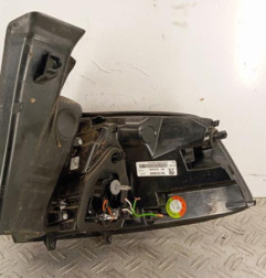 Feu arriere principal gauche (feux) PEUGEOT 5008 2 Photo n°3