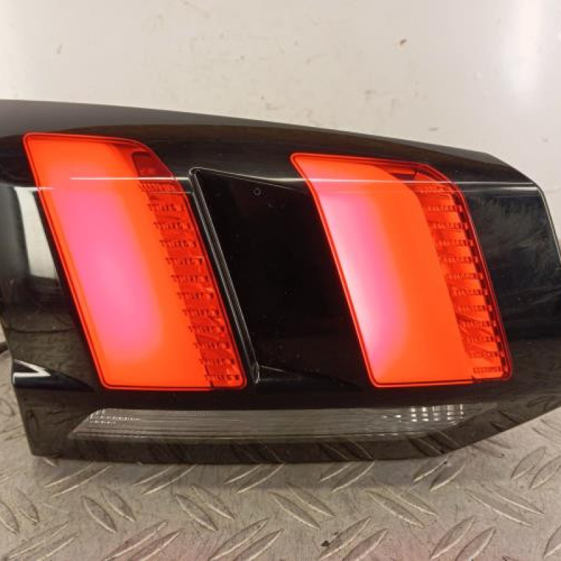 Feu arriere secondaire gauche (feux) PEUGEOT 5008 2