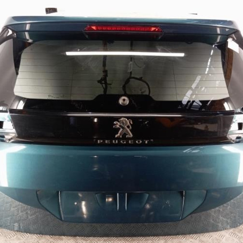 Malle/Hayon arriere PEUGEOT 5008 2